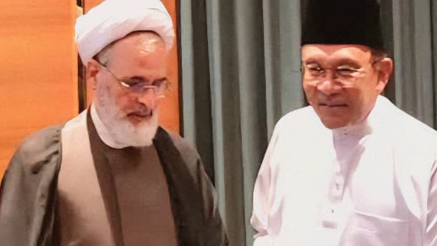 Parman, translation of the script book, written by Mr. Dr. Anwar Ibrahim, Prime Minister of Malaysia    which was translated by Dr. Habib Reza Arzani  